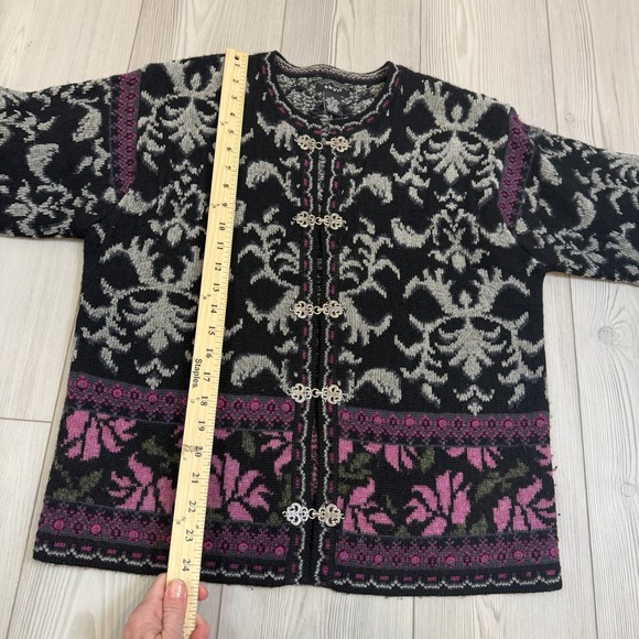VTG Skyr Women's Wool Blend Cardigan Sweater Medium Floral Nordic Isle - Picture 7 of 10